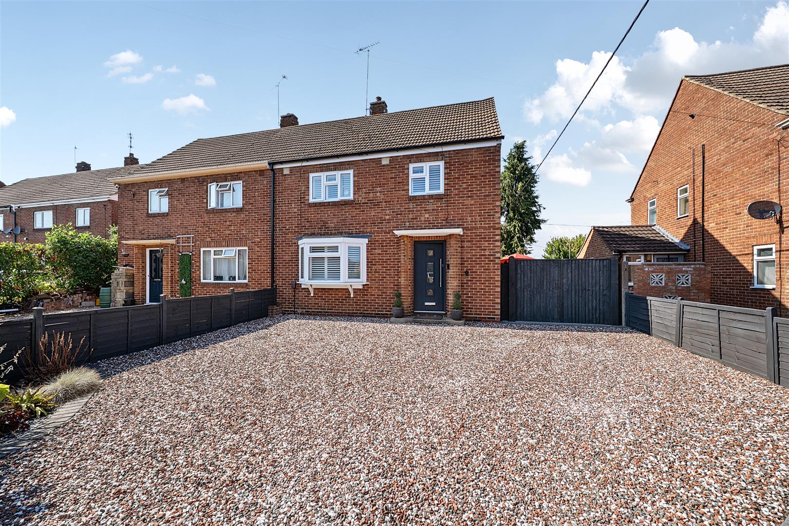 Somerville Crescent, Yateley